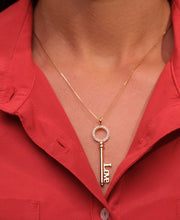 Carregar imagem no visualizador da galeria, Colar Chave Slim Love
